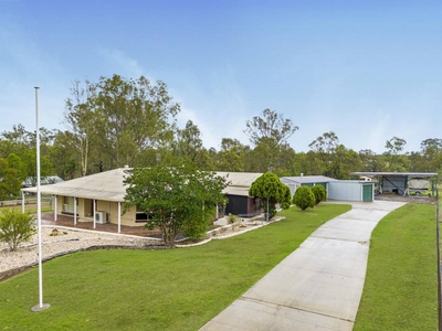 10 Lyrebird Road Regency Downs QLD 4341