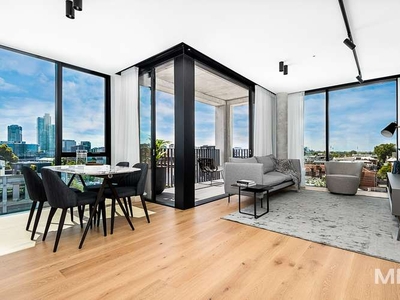 Setting the bar for luxury in South Melbourne