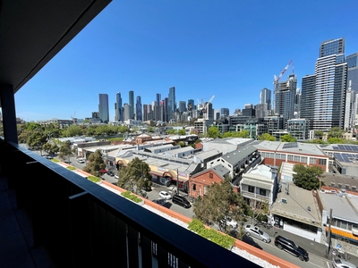 Immerse Yourself in the Ultimate Urban Dream: Stunning 2-Bedroom Apartment with Breathtaking City Views in Trendy West Melbourne!