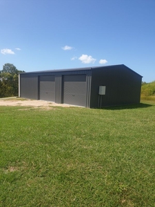 OWNER WANTS IT SOLD - 2,296sqm Block With Large Shed