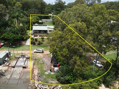 7 Bayview Rd, Russell Island, QLD 4184