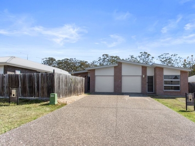 12 Innes Crescent, Bundamba, QLD 4304