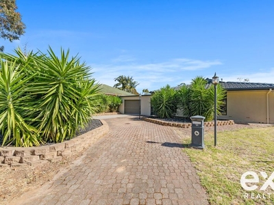 16 Rogers Crescent, Paralowie, SA 5108