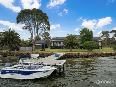 300 Rivermouth Road, Eagle Point, VIC 3878