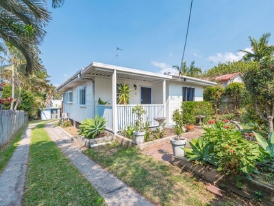 76 Musgrave Avenue, Southport, QLD 4215