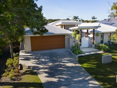 3 Bedroom Detached House Banksia Beach QLD For Sale At 1499000