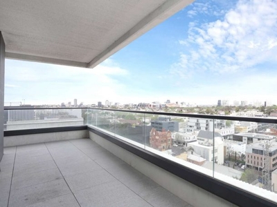 Corner apartment with city views