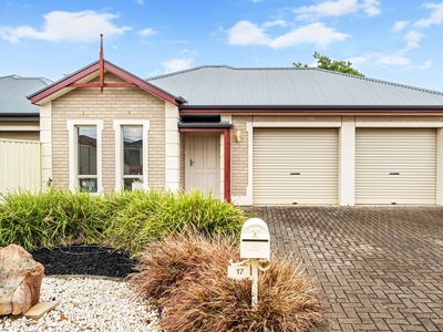 Low maintenance and convenient in the heart of Warradale!