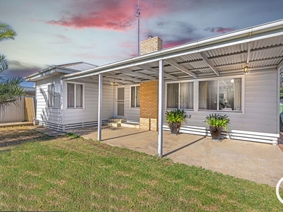 23 Mitchell Street, Echuca VIC 3564 - House For Lease