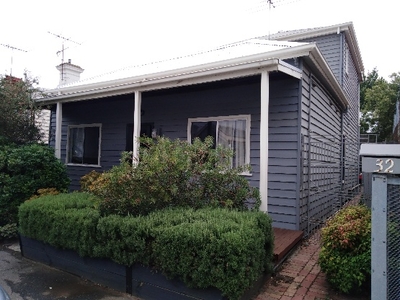 32 Barnett Street, Kensington VIC 3031