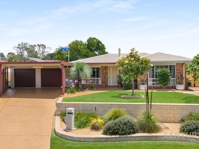 7 Olivia Close, Rosemeadow NSW 2560 - House For Sale
