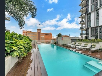 2 Bedroom Apartment Unit Milton QLD For Sale At 630000