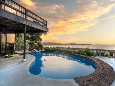 5 Bedroom Detached House Airlie Beach QLD For Sale At