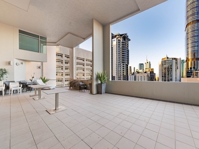 Outstanding 2 Bed apartment in CBD