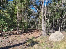 WALK TO THE SHOPS – JUST UNDER 40 ACRES, 2 DAMS + NATURAL WATERHOLES