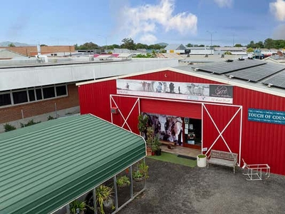 A TOUCH OF COUNTRY, 172 Walsh Street , Mareeba, QLD 4880