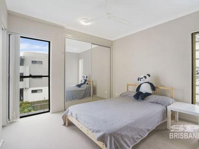 2 Bedroom Apartment Unit Upper Mount Gravatt QLD For Sale At