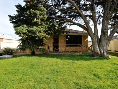 142a Lewington Street, Rockingham WA 6168 - House For Lease