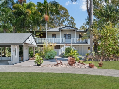 Grand Queensland Home with Dual Living on Just Under 1 Acre!