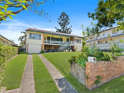 Fabulous family home with options in a prime Carina location