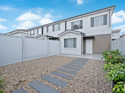 5/12 Harold Street, Fairfield NSW 2165 - Townhouse For Lease