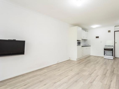 1 Bedroom Apartment Wembley WA