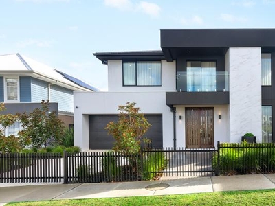 5 Bedroom Detached House Berwick VIC For Sale At