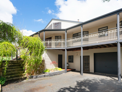 6 Bedroom Detached House Yass NSW For Sale At