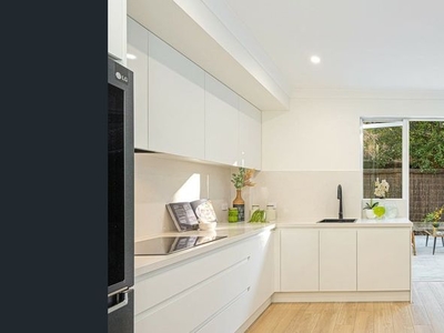 11/6 Gillott Way, St Ives NSW 2075 - Townhouse For Lease