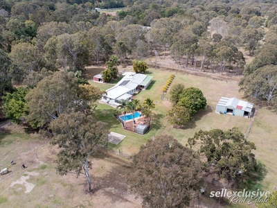 375 Bishop Road, Beachmere, QLD 4510