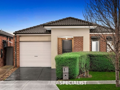 7 Paxford Drive, Cranbourne North, VIC 3977