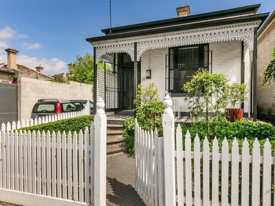BEAUTIFUL VICTORIAN HOME IN THE HEART OF SOUTH YARRA