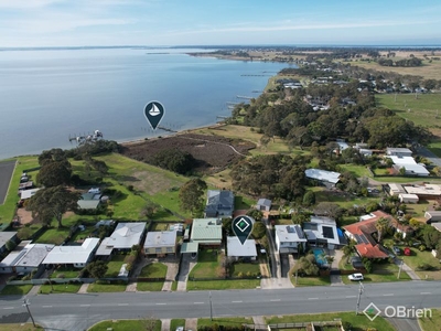 27 Bay Road, Eagle Point, VIC 3878