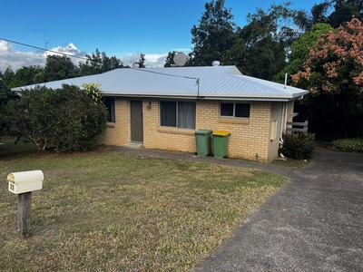 27 Mclellan Terrace, Gympie QLD 4570 - House For Lease