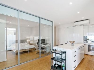 2 Bedroom Apartment Unit East Fremantle WA For Sale At 530000