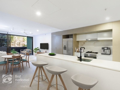 Rare Spacious 2 Bed Apartment in the Heart of South Brisbane
