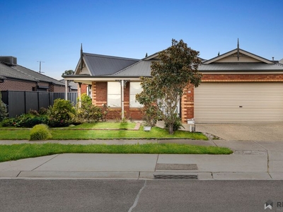 16 Balladong Crescent, Tarneit, VIC 3029