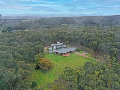 668 Browns Road Scarsdale VIC 3351