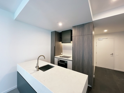 Brand New: 1 Bedroom at Level 25, 119 A'Beckett St, Melbourne