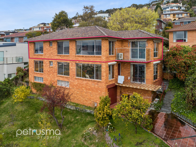 2/452 Churchill Avenue, Sandy Bay TAS 7005