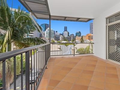 4/115 Berry Street, Spring Hill QLD 4000