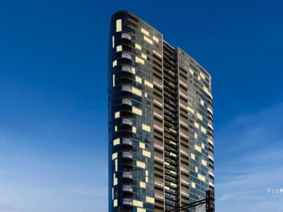 5 Star Premium Melbourne Quarter Apartment Offering Luxury CBD Life