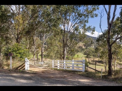 4 Bedroom Detached House Araluen NSW For Sale At 1950000115285