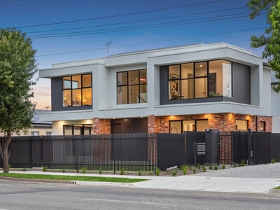 EXCEPTIONALLY DESIGNED NEWLY BUILT 2 STOREY TOWNHOUSE!