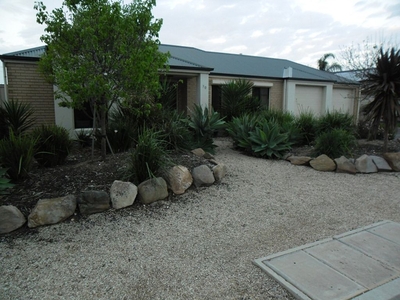 30 Barracoota Crescent, Aldinga Beach SA 5173 - House For Lease