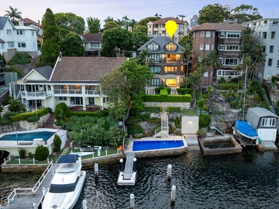 Low maintenance waterfront living with spectacular views