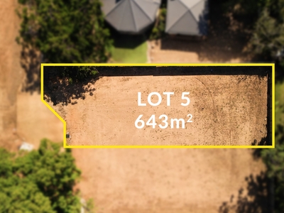 READY TO BUILD VACANT 643SQM BLOCK IN PREMIER TRANQUIL LOCATION