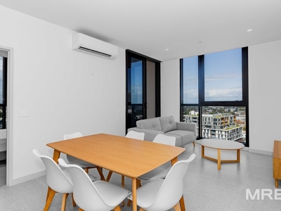 Unfurnished luxury living with bay views at Montague Square