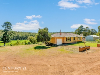 477 Pickering Brook Road, Pickering Brook WA 6076 - House For Sale