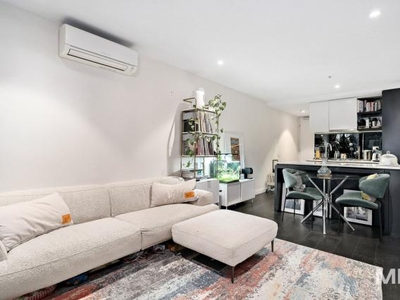 2 Bedroom Apartment Unit West Melbourne VIC For Sale At 578000